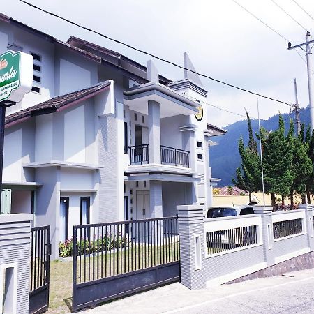 Villa Batumarta Tawangmangu Exteriér fotografie